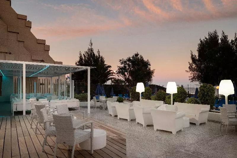 בית מלון כפרי Grand Teguise Playa