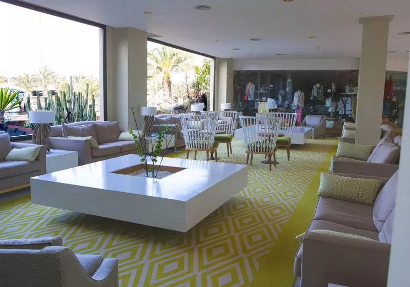 בית מלון כפרי Grand Teguise Playa