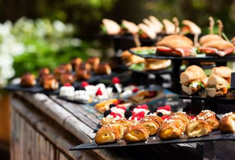 هتل Madrid Chamartín Affiliated By Meliá