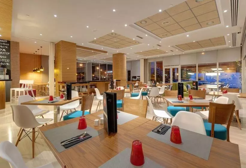 هتل Madrid Chamartín Affiliated By Meliá