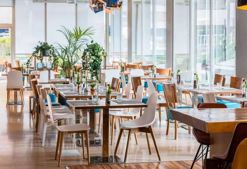 هتل Madrid Chamartín Affiliated By Meliá