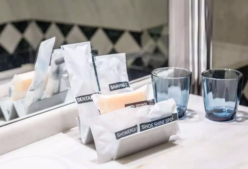 هتل Madrid Chamartín Affiliated By Meliá