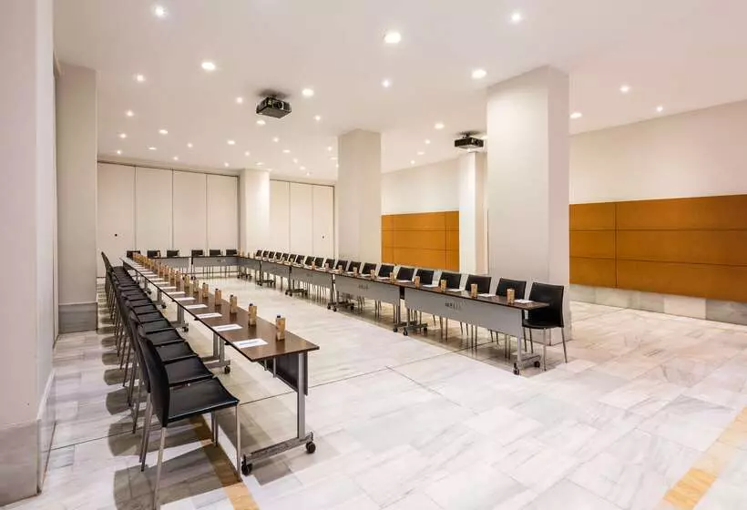 هتل Madrid Chamartín Affiliated By Meliá