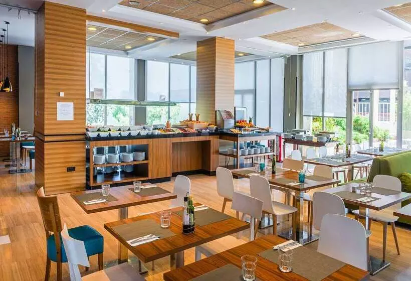 هتل Madrid Chamartín Affiliated By Meliá