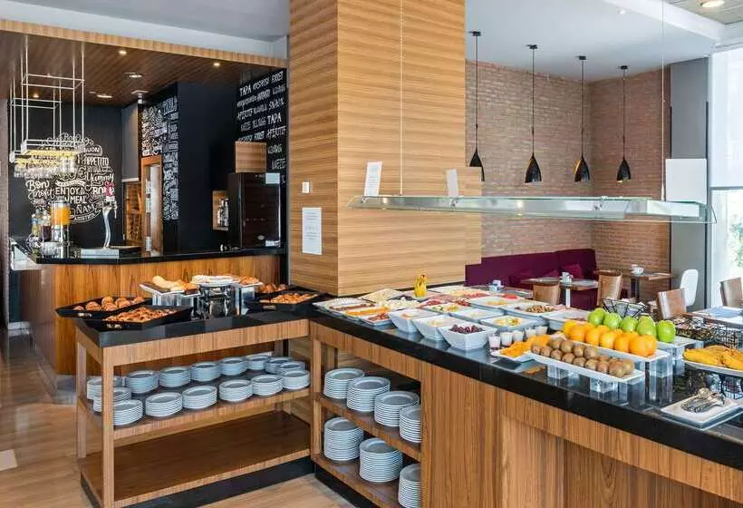 هتل Madrid Chamartín Affiliated By Meliá