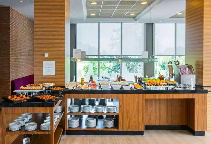 هتل Madrid Chamartín Affiliated By Meliá