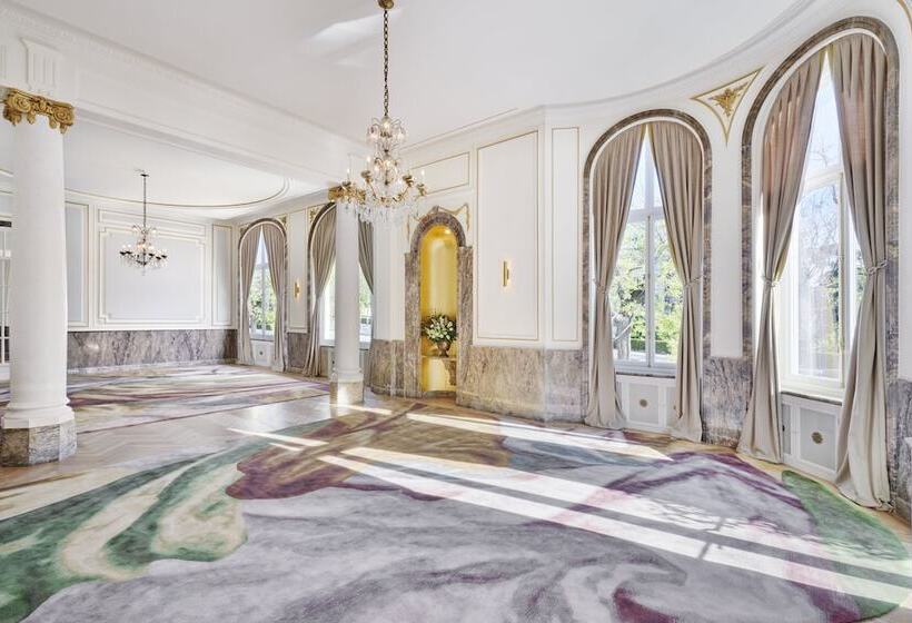 هتل Mandarin Oriental Ritz, Madrid