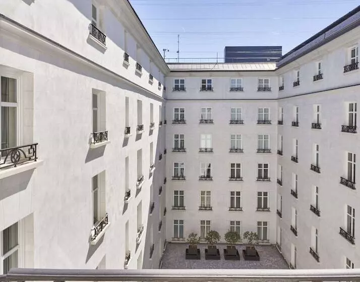 هتل Mandarin Oriental Ritz, Madrid