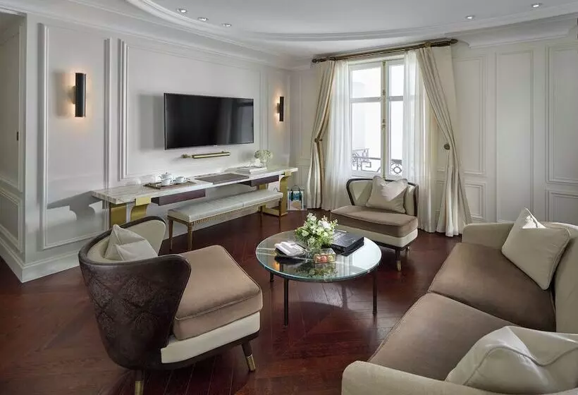 هتل Mandarin Oriental Ritz, Madrid