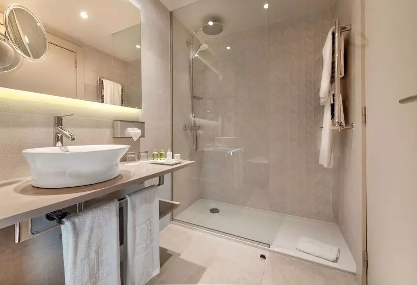 هتل NH Madrid Lagasca