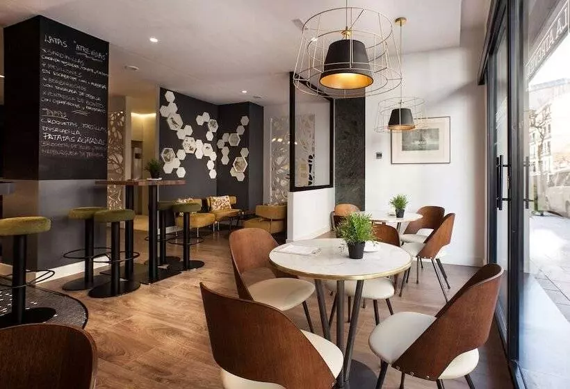 هتل NH Madrid Lagasca