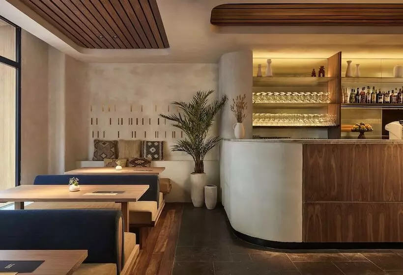 هتل NH Madrid Lagasca