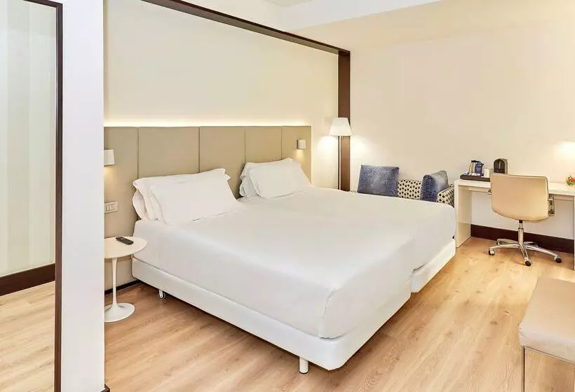 هتل NH Madrid Lagasca