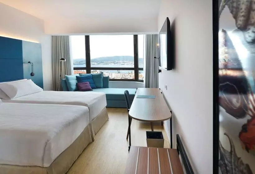 酒店 Occidental Vigo