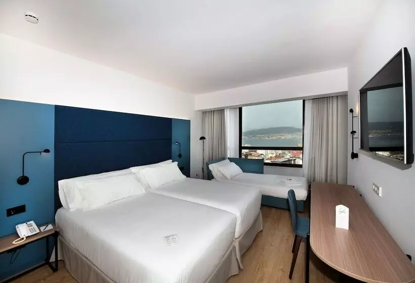 酒店 Occidental Vigo