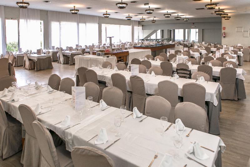 هتل Snö Condes Del Pallars