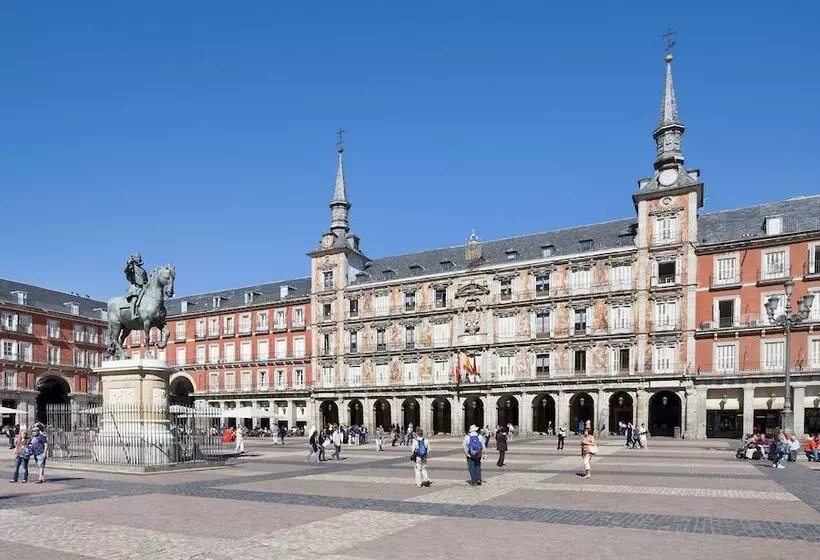 Novotel Madrid Center