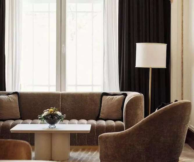 The Palace, a Luxury Collection Hotel, Madrid