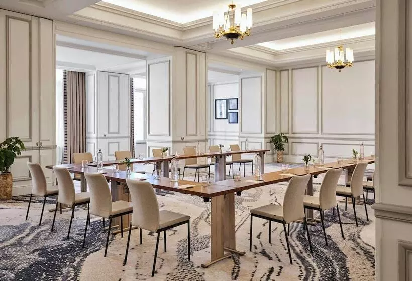 The Palace, a Luxury Collection Hotel, Madrid