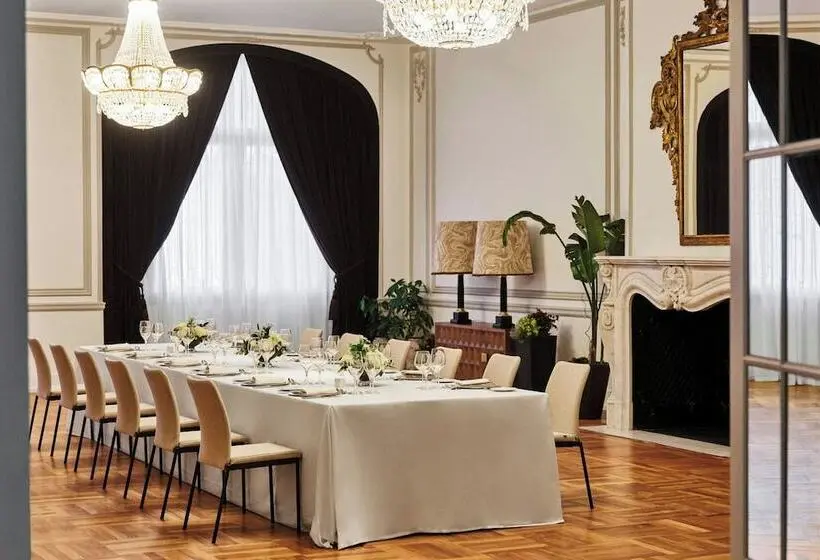 The Palace, a Luxury Collection Hotel, Madrid