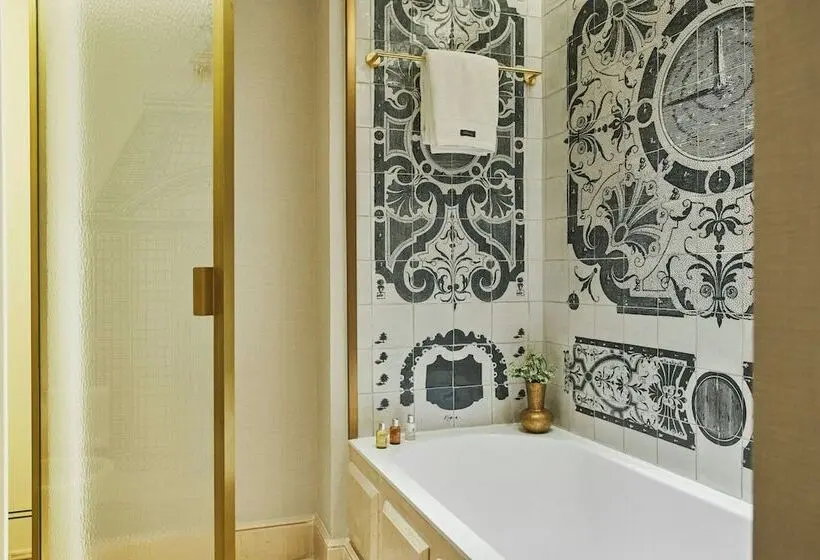 The Palace, a Luxury Collection Hotel, Madrid