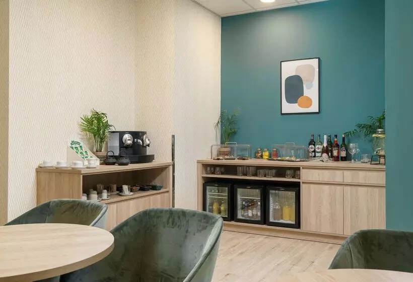 בית מלון כפרי Costa Málaga - by Pierre & Vacances - Adults Recommended