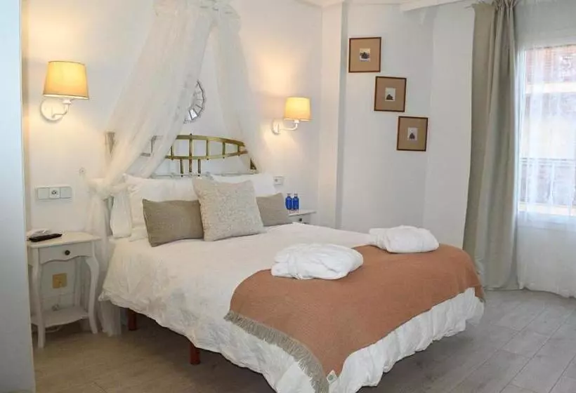 בית מלון כפרי Ares