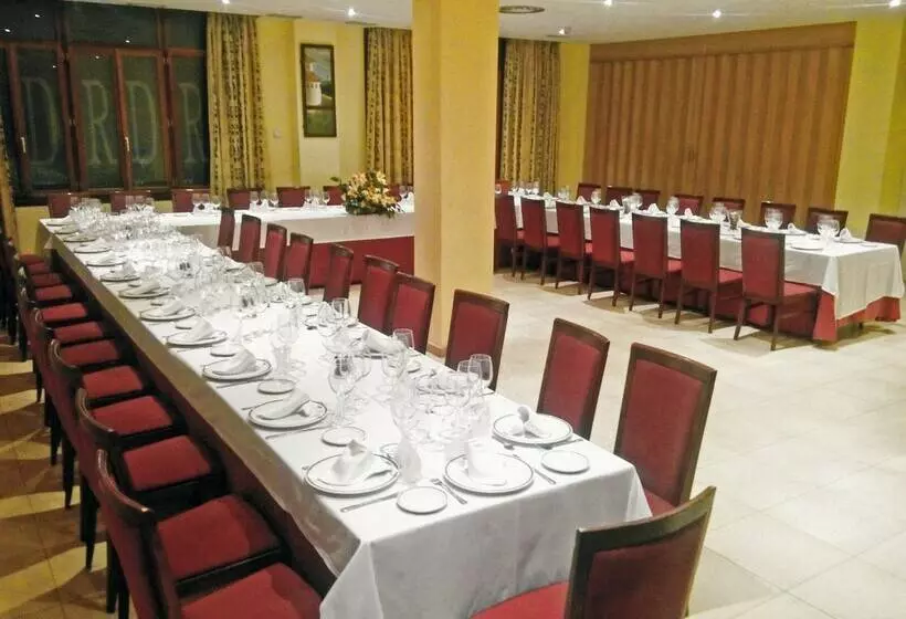 Отель Ribera Del Duero