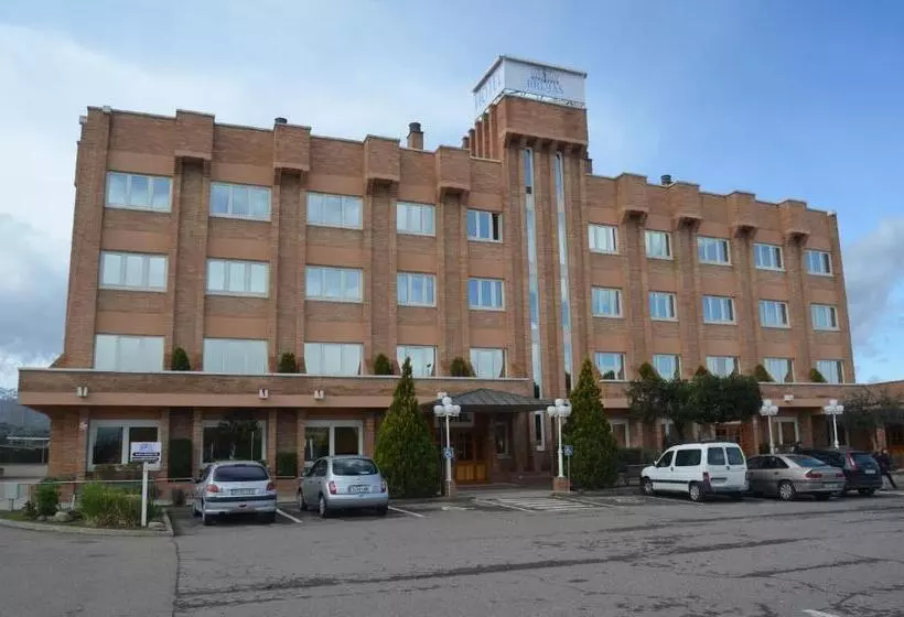 Hotel Brujas De Irues