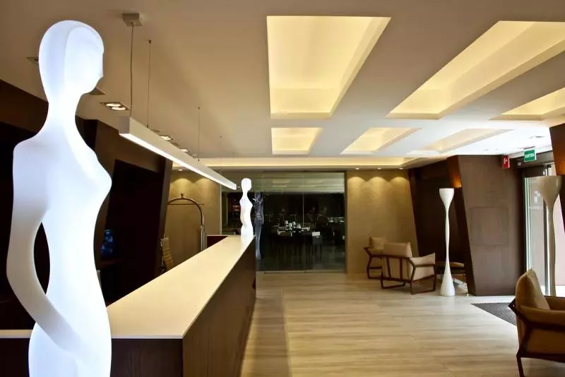 호텔 Checkin Flamingo