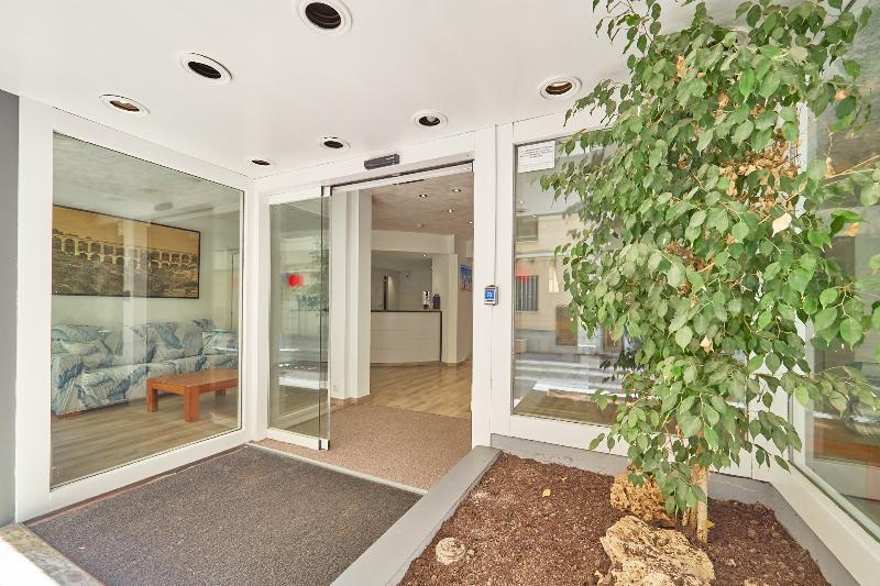 هتل Checkin Torredembarra