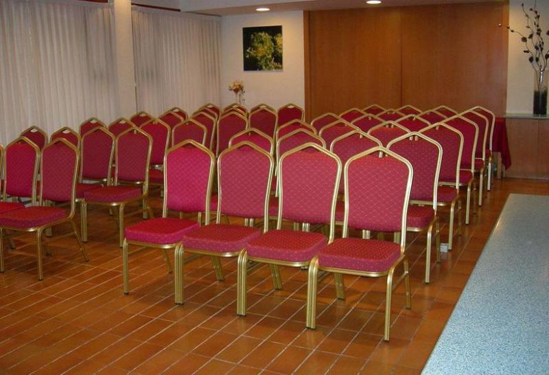 هتل Checkin Torredembarra