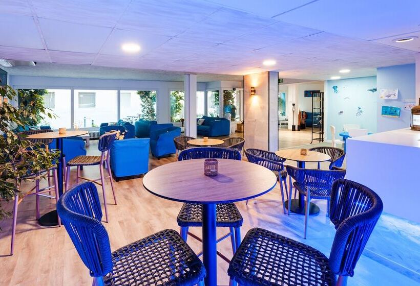 هتل Checkin Torredembarra