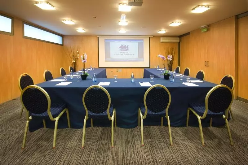 Отель Colon Rambla