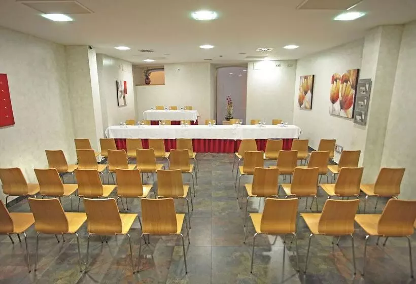 فندق Ele Enara Boutique