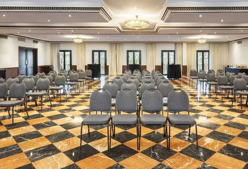 酒店 Exe Sevilla Macarena