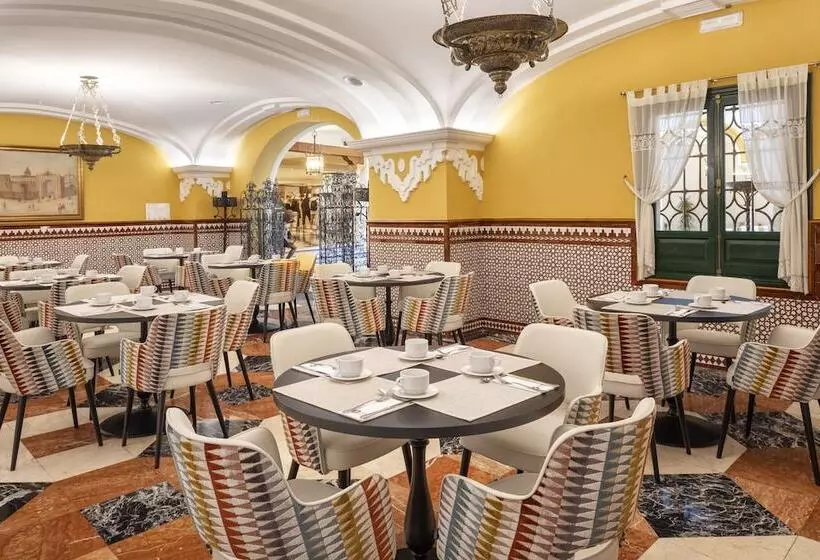 酒店 Exe Sevilla Macarena