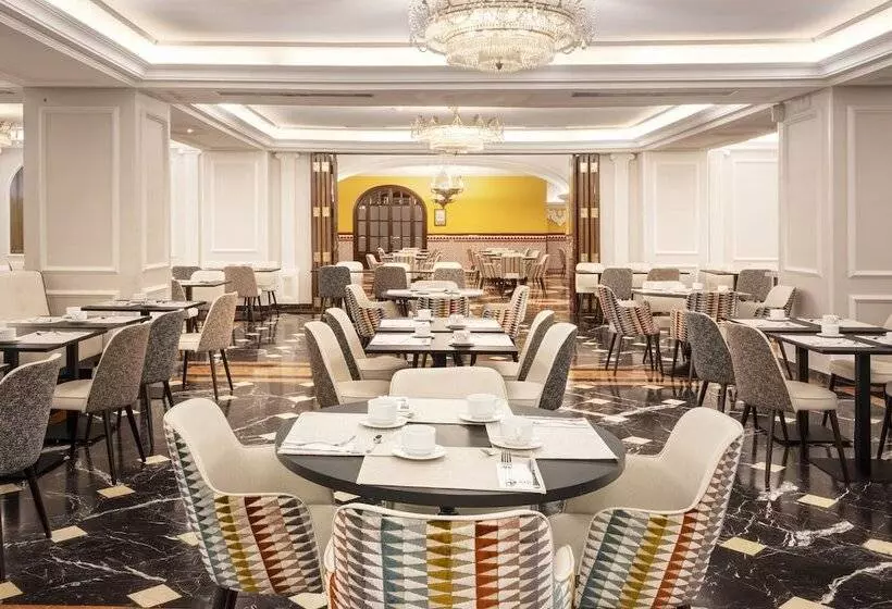 酒店 Exe Sevilla Macarena