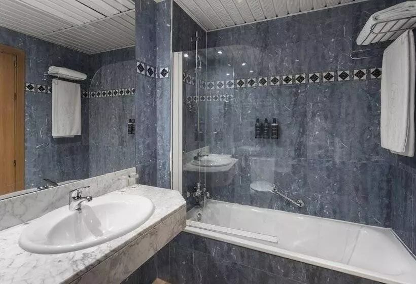 酒店 Exe Sevilla Macarena