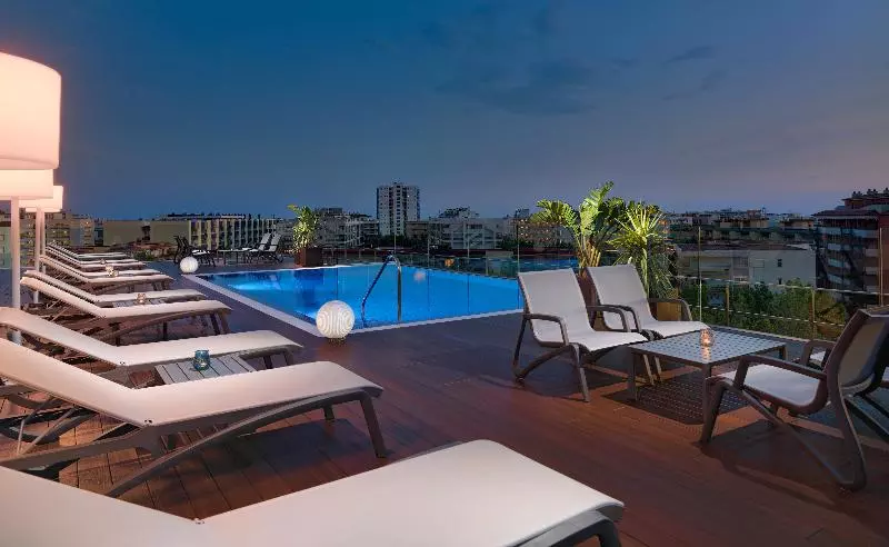 ホテル H10 Vintage Salou - Adults Only