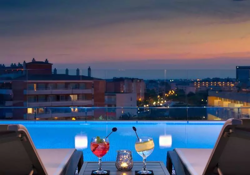 ホテル H10 Vintage Salou - Adults Only