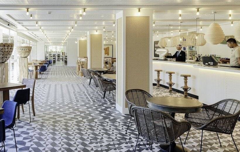 هتل H10 Vintage Salou - Adults Only