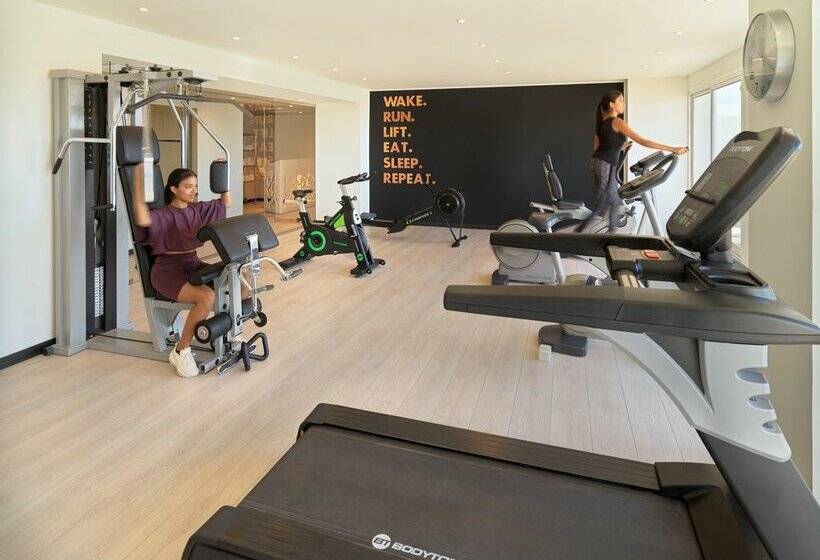 هتل H10 Vintage Salou - Adults Only