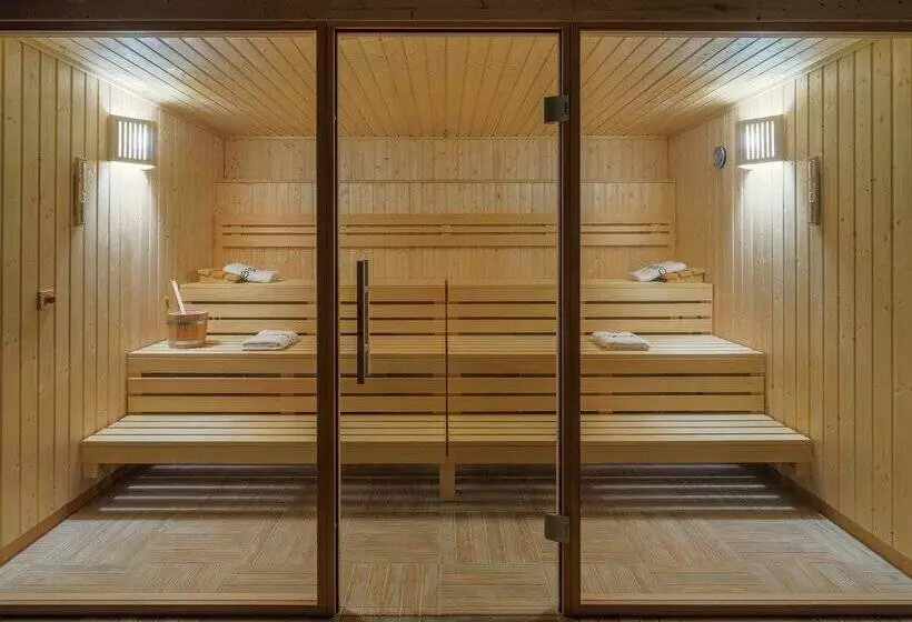 ホテル H10 Vintage Salou - Adults Only