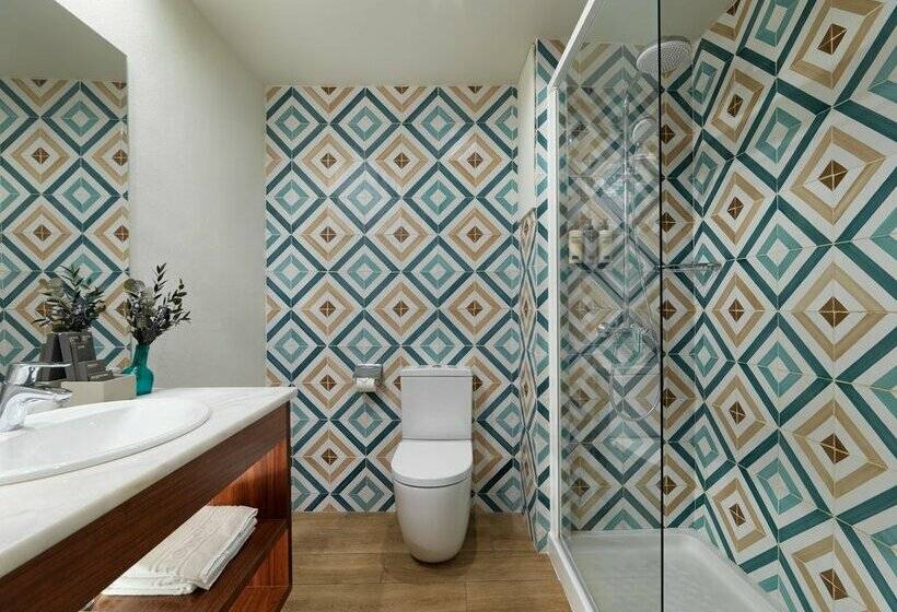 هتل H10 Vintage Salou - Adults Only