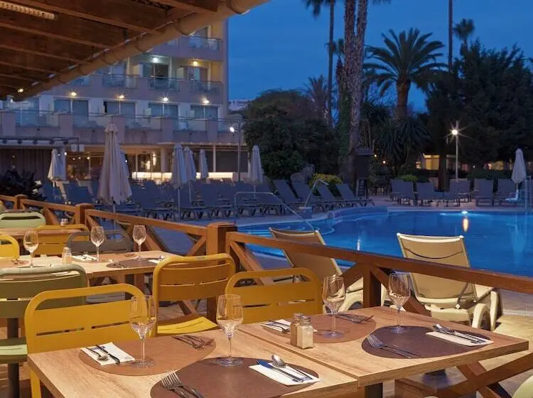 هتل H10 Vintage Salou - Adults Only
