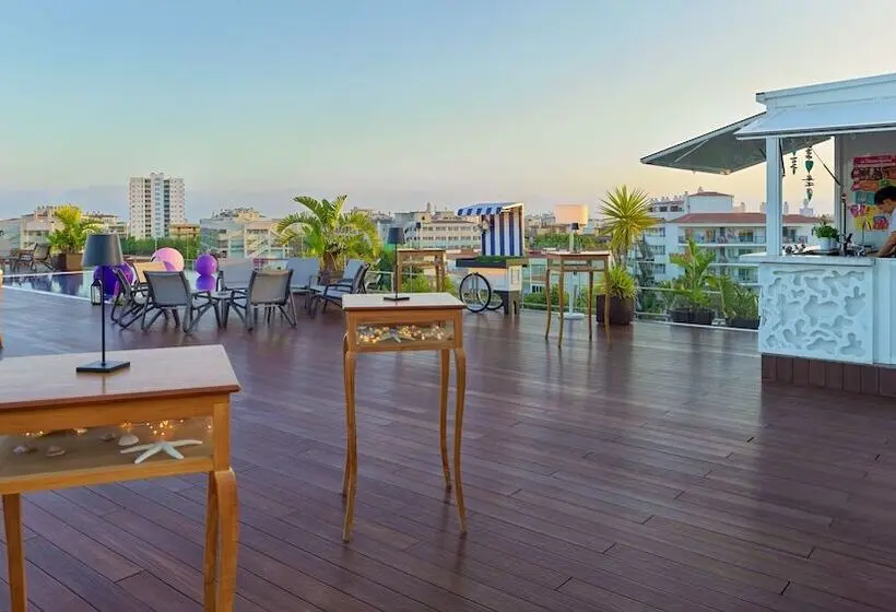 هتل H10 Vintage Salou - Adults Only