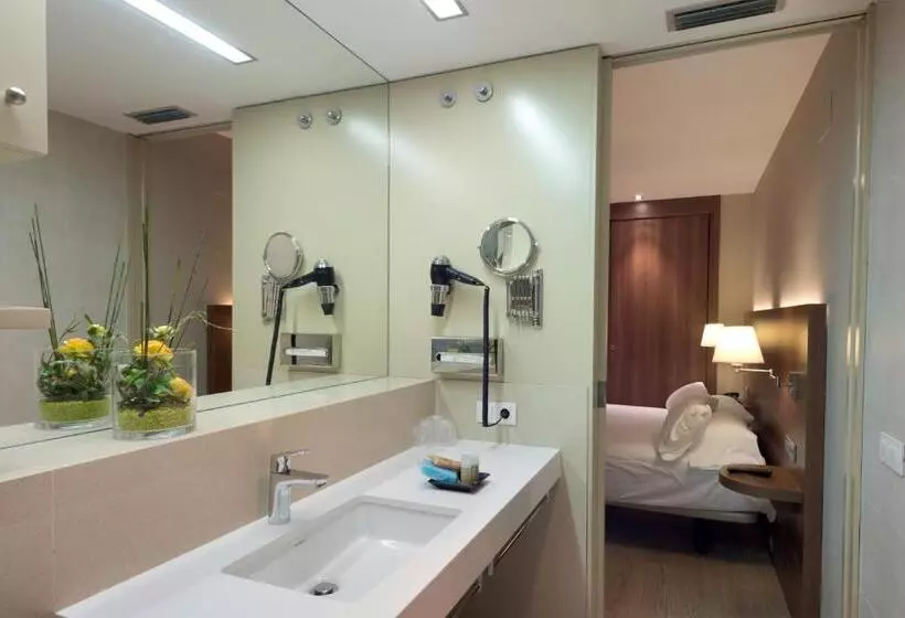 Hotelli Ibis Styles Figueres Ronda