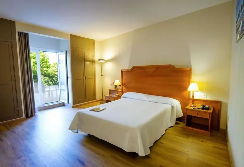 فندق Monarque El Rodeo