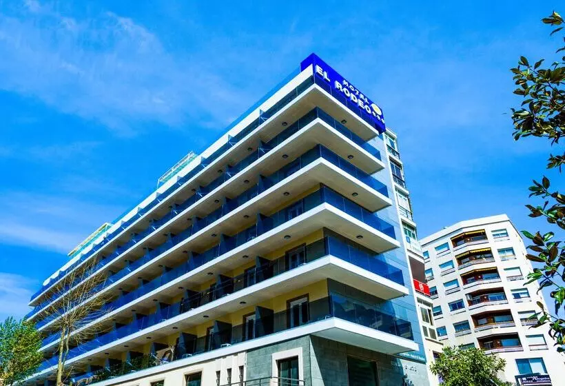 فندق Monarque El Rodeo